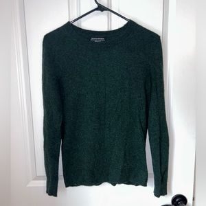 Banana Republic Light Weight Sweater